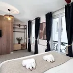 Porte De Versailles - Studio